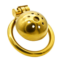 Experience ultimate control with Richard's Golden Helmet. This smart dick ensures a flat cock, preventing unwanted stimulation or penetration, focusing pleasure on your partner's clit and vagina to truly stimulate intimacy.