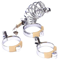 Designed for the dominant partner seeking control over their submissive, this masculine cage curbs his alpha urges. Embrace both feminine and masculine energies for enhanced intimacy.