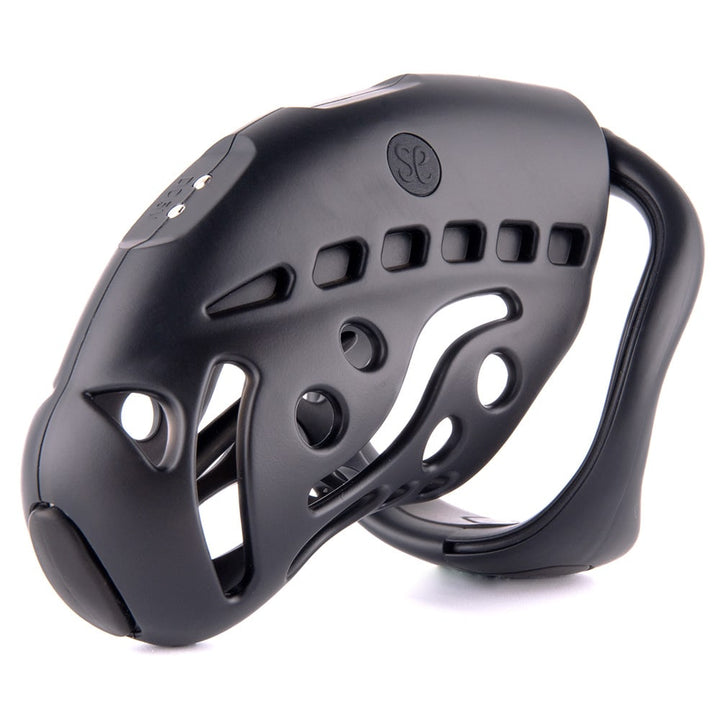Experience total control with this wireless, Bluetooth-enabled cage. Securely lock it in place, and let your partner remotely control the sensations using the included remote, adding excitement to your intimate moments.